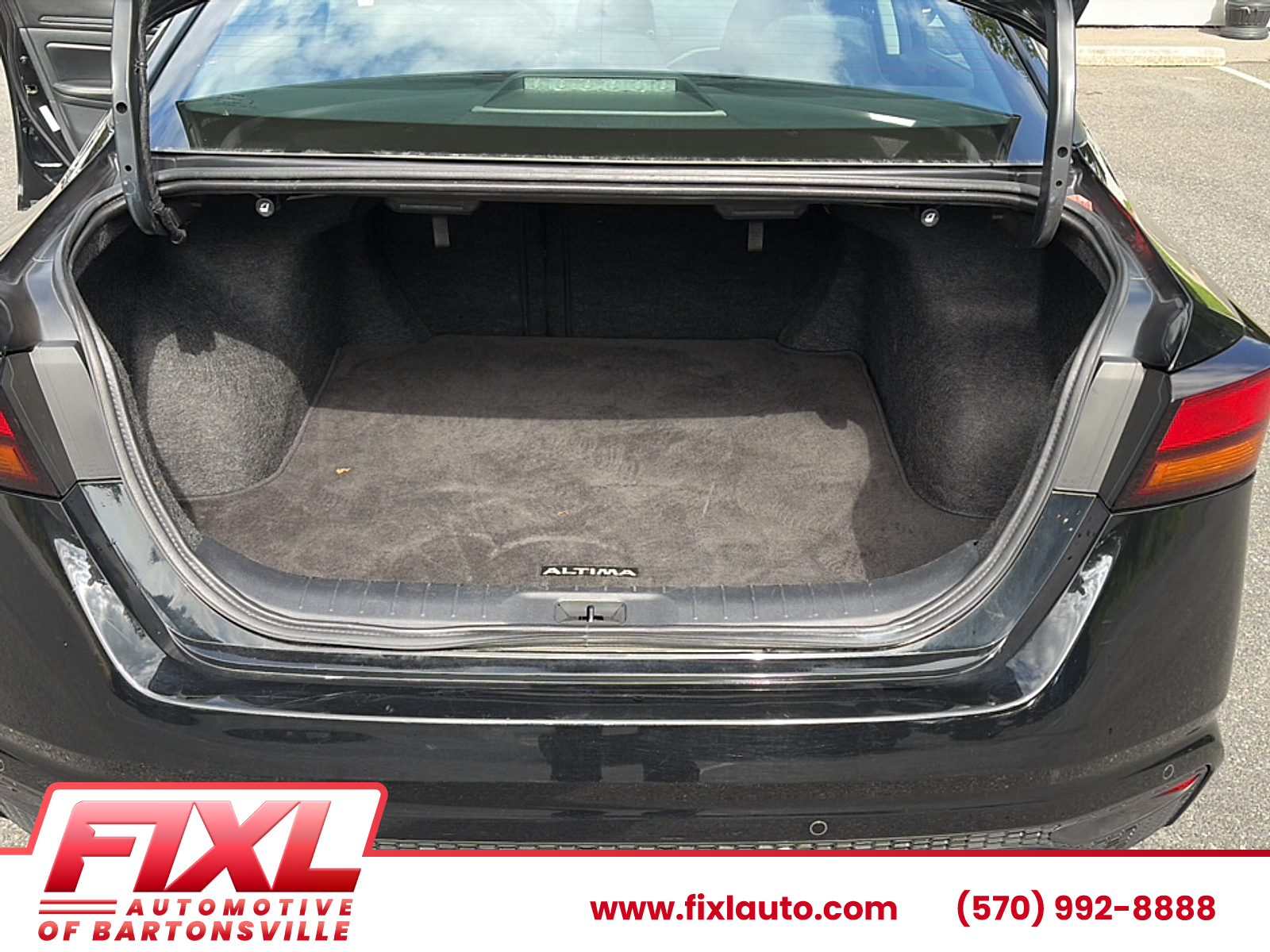 Used 2025 Nissan Altima Sedan