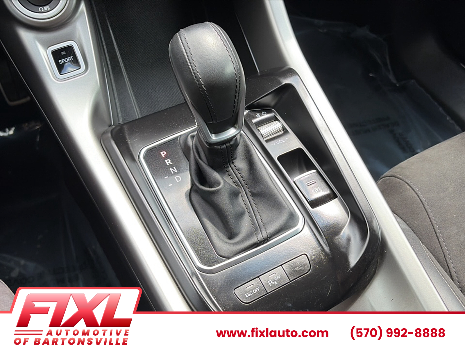 Used 2024 Dodge Hornet Sedan