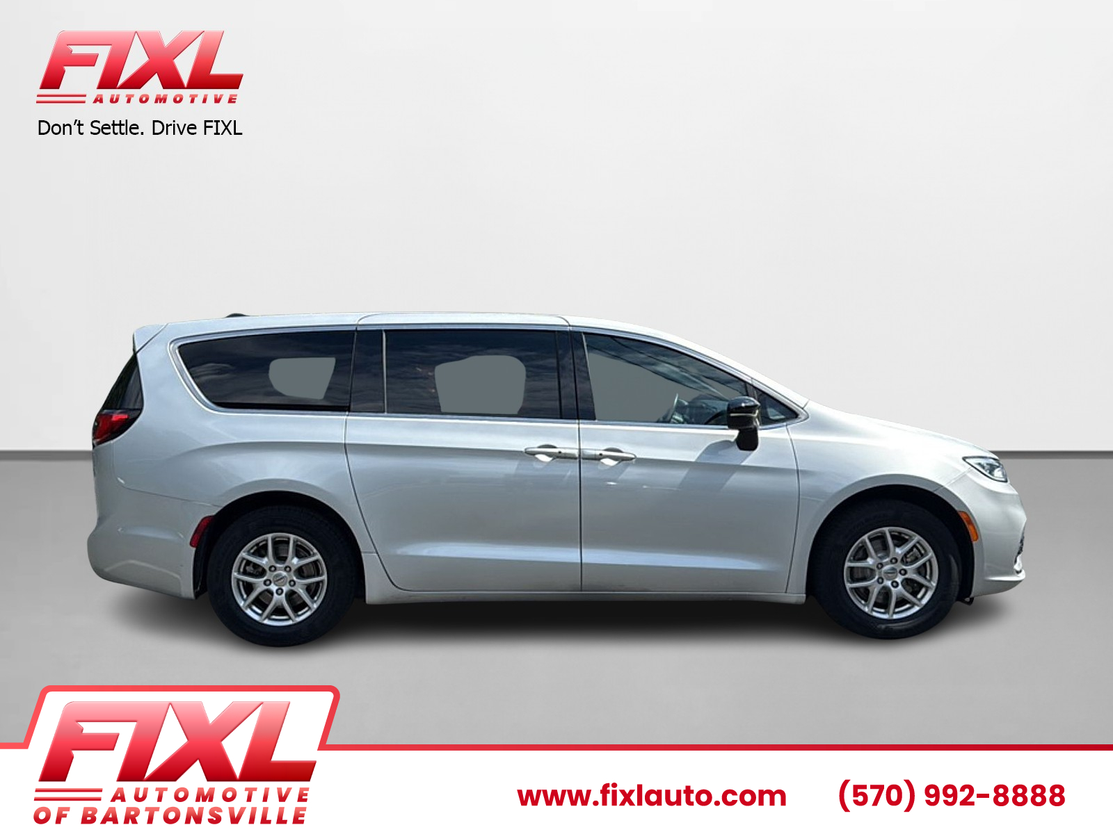 Used 2024 Chrysler Pacifica Sedan