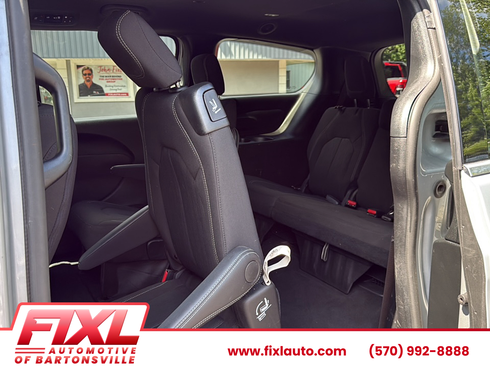 Used 2024 Chrysler Pacifica Sedan