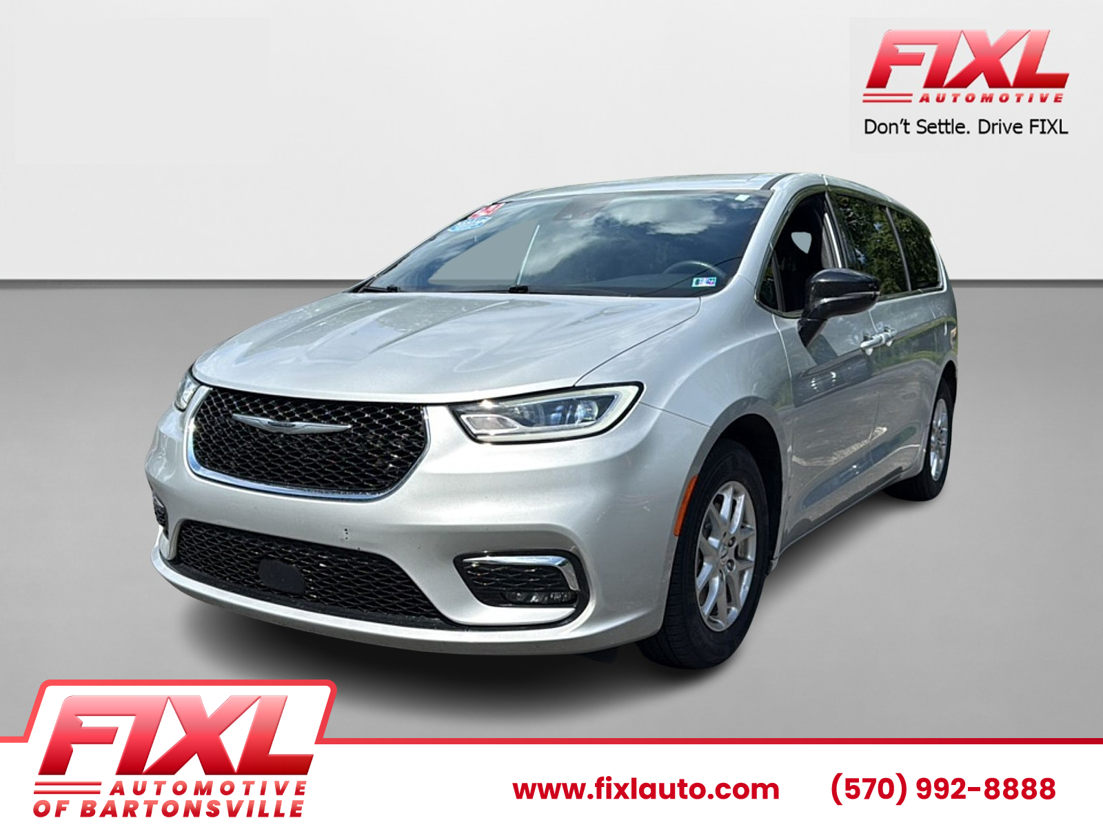 Used 2024 Chrysler Pacifica Sedan