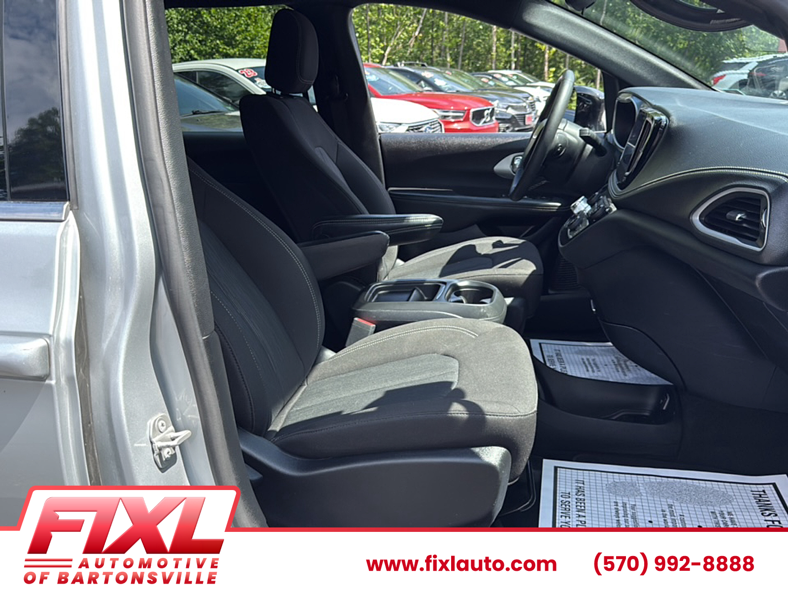Used 2024 Chrysler Pacifica Sedan
