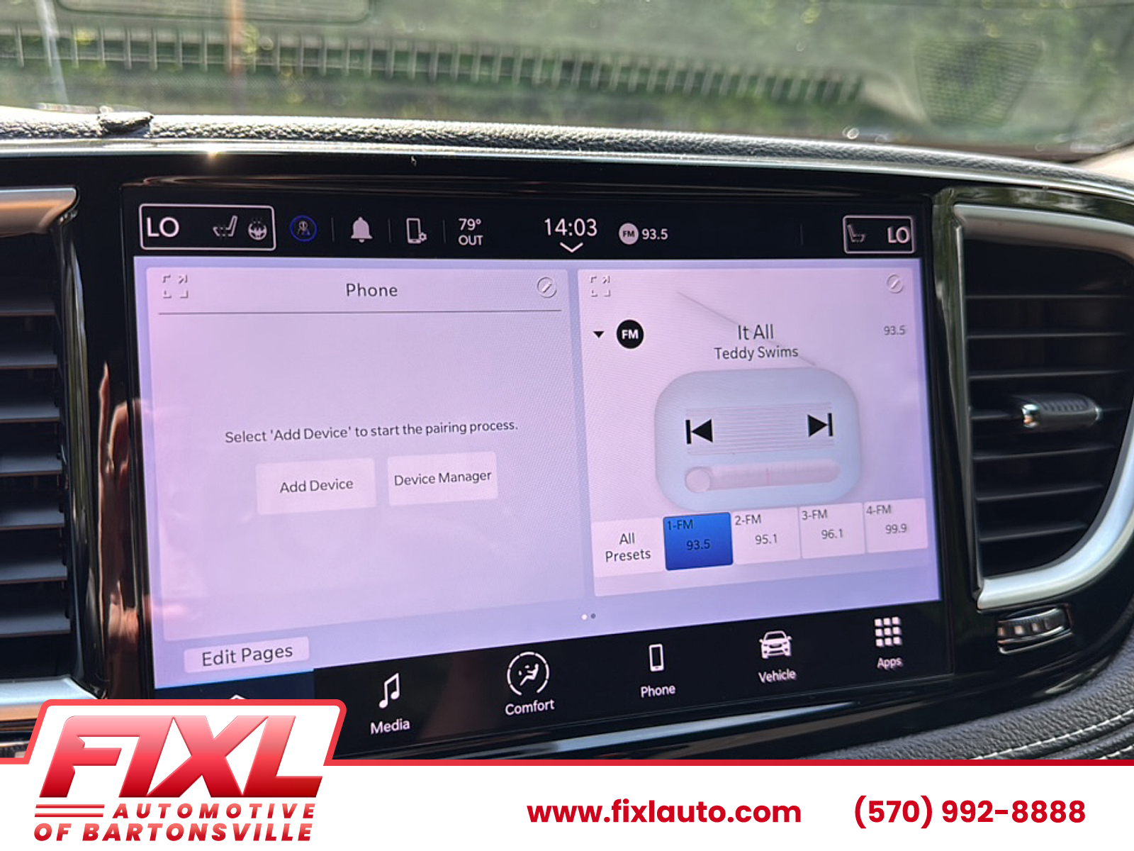 Used 2024 Chrysler Pacifica Sedan