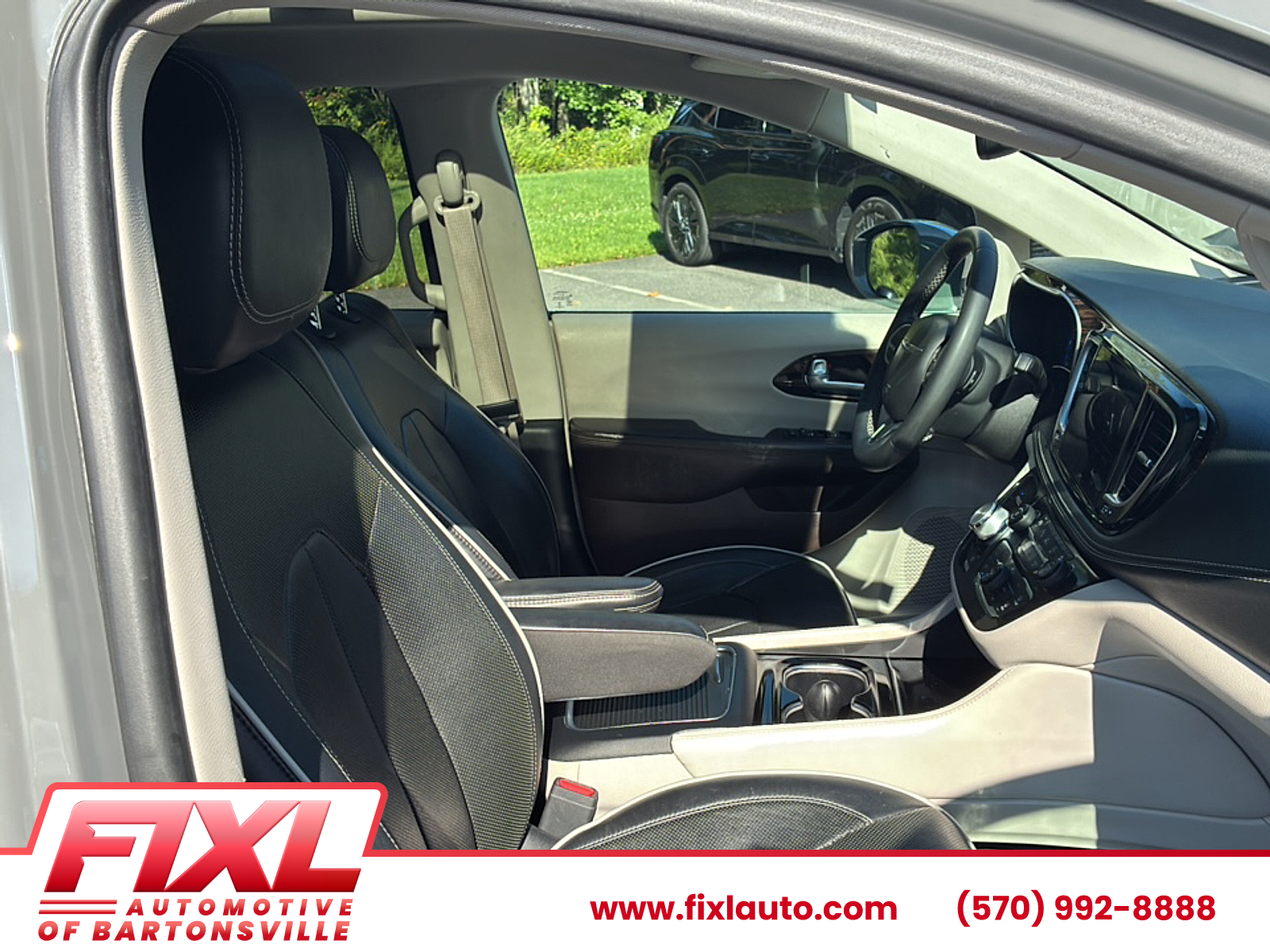 Used 2022 Chrysler Pacifica Sedan
