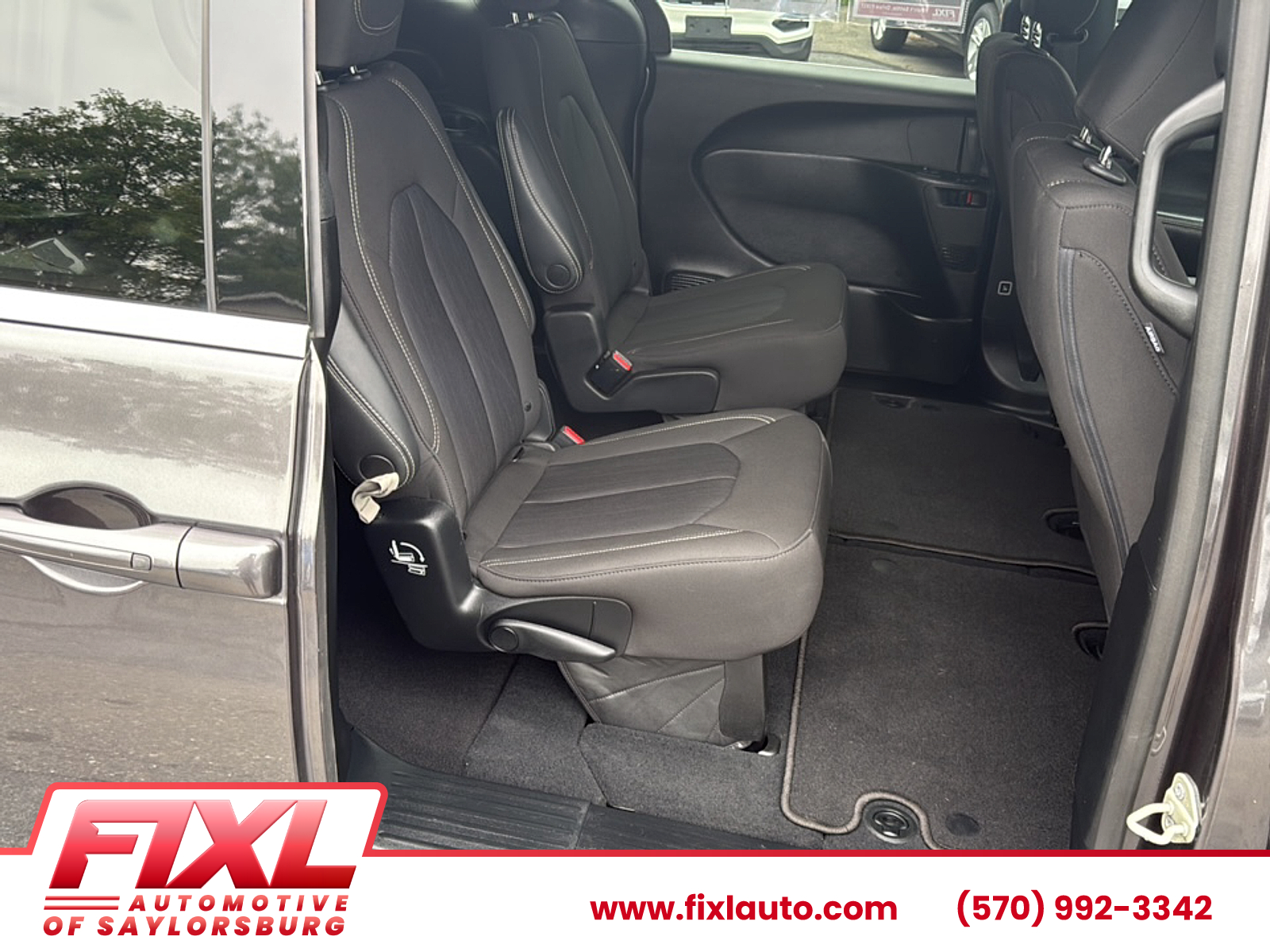 Used 2023 Chrysler Pacifica Sedan