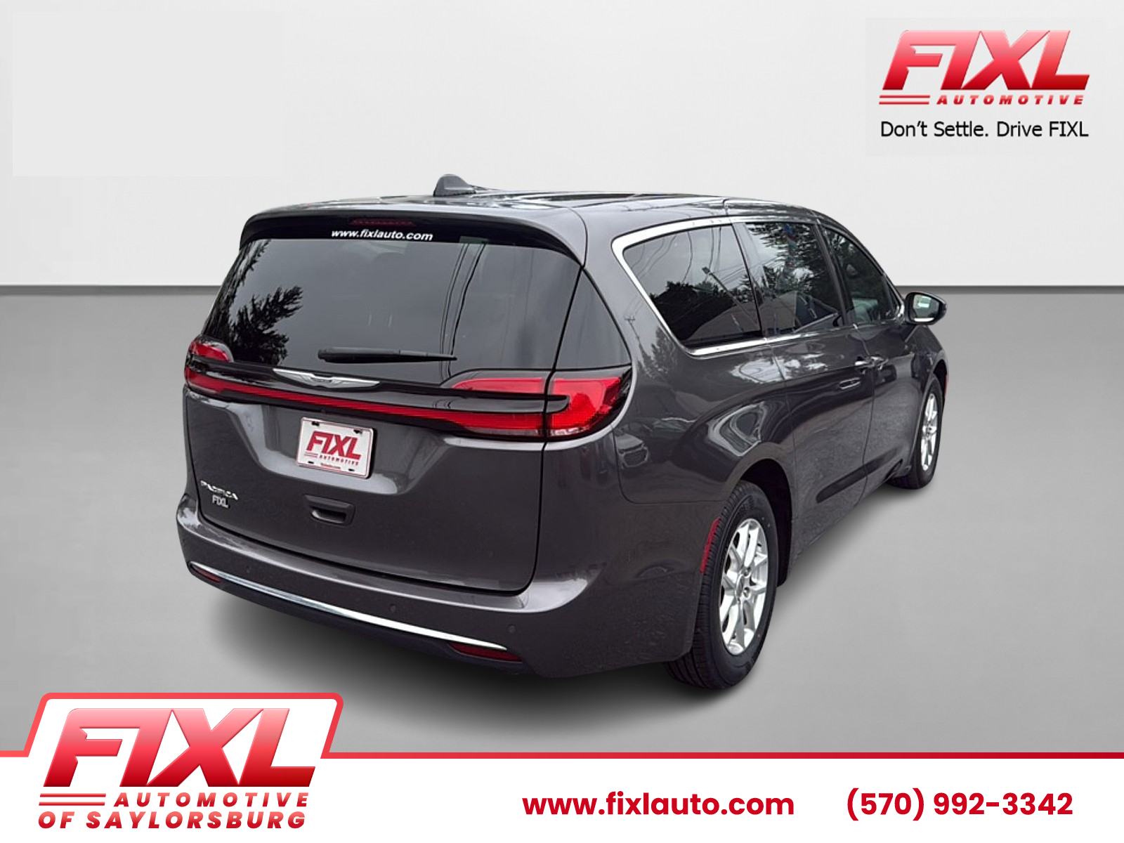Used 2023 Chrysler Pacifica Sedan