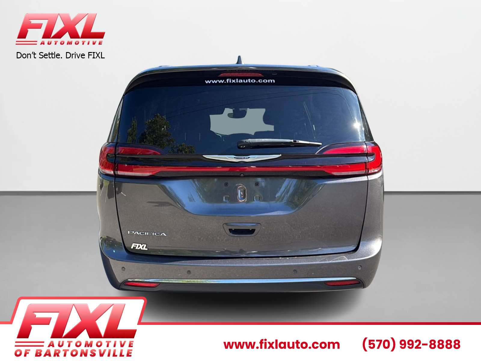 Used 2022 Chrysler Pacifica Van