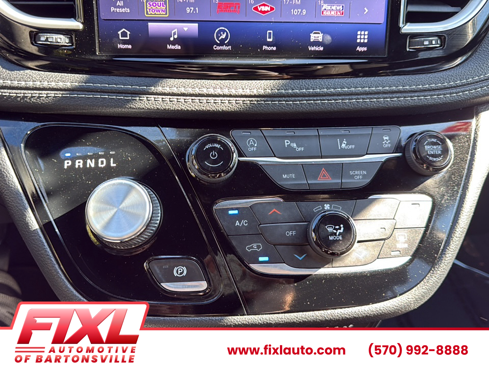 Used 2022 Chrysler Pacifica Van