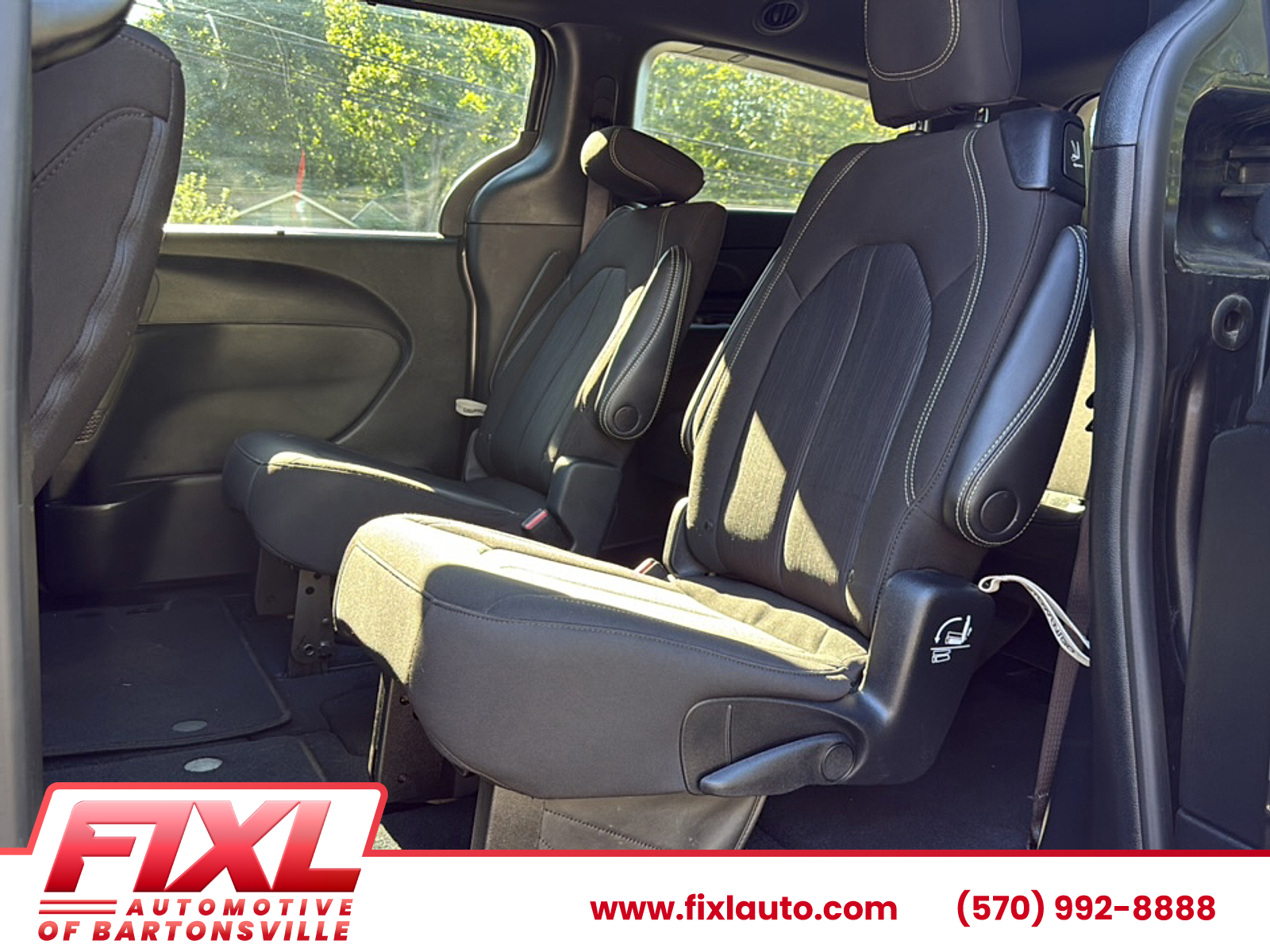 Used 2022 Chrysler Pacifica Van