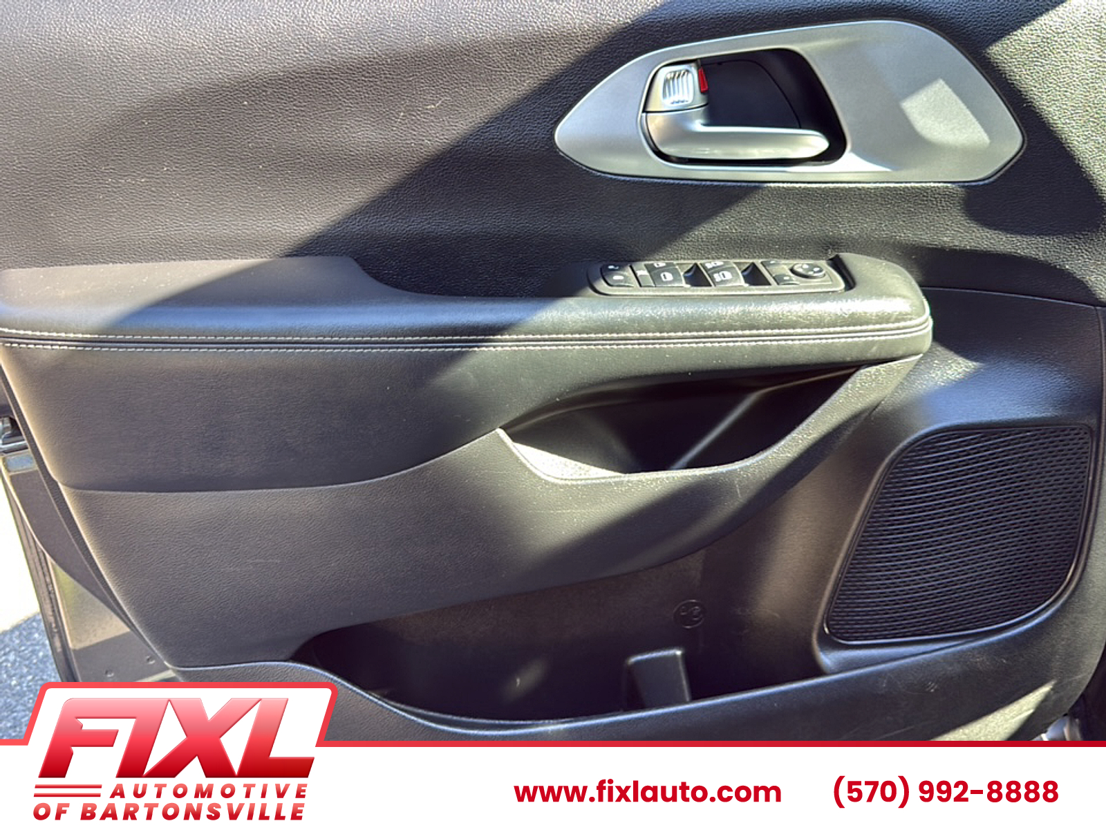 Used 2022 Chrysler Pacifica Van