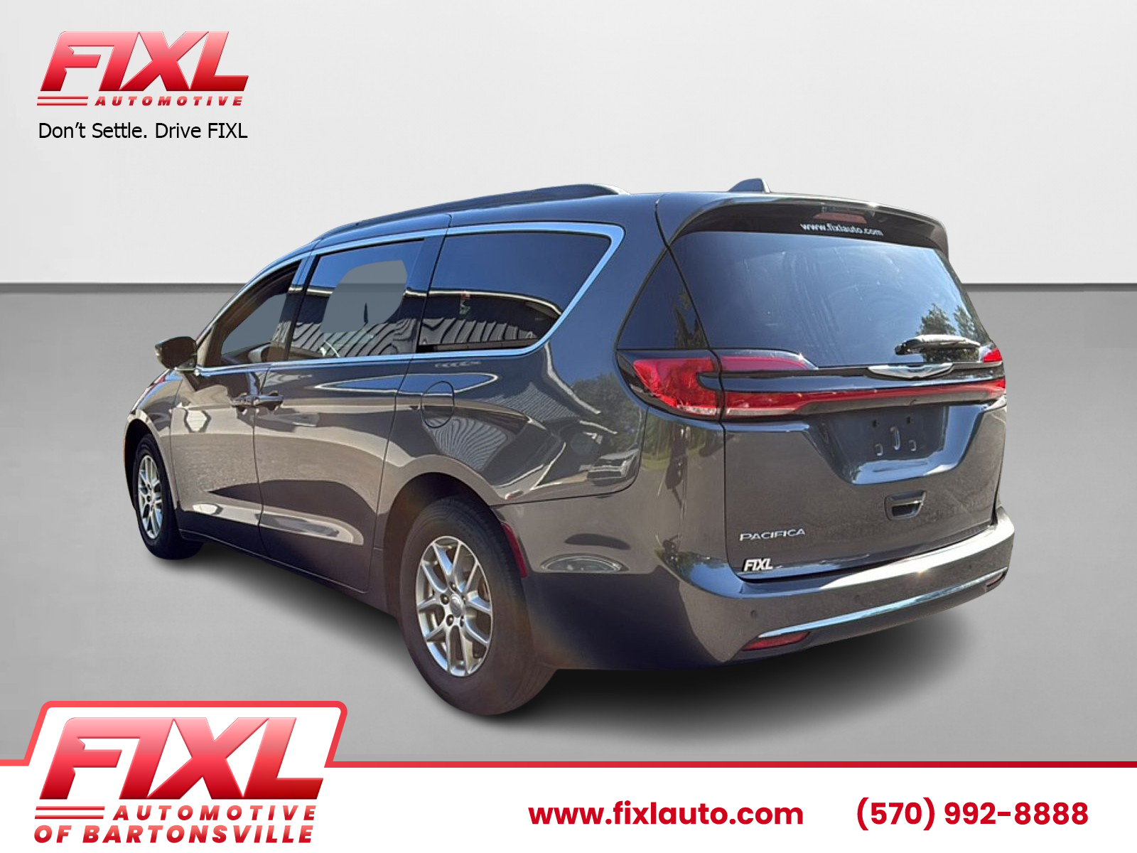 Used 2022 Chrysler Pacifica Van