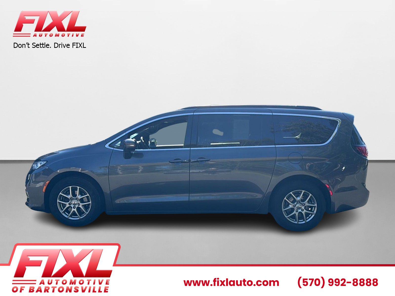 Used 2022 Chrysler Pacifica Van