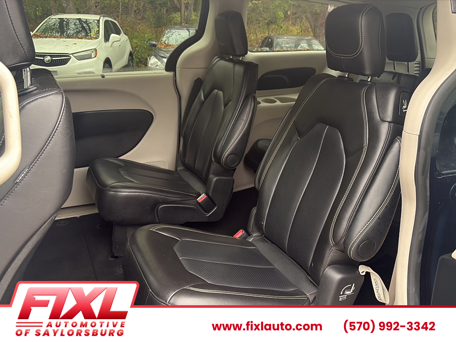 Used 2024 Chrysler Pacifica Van