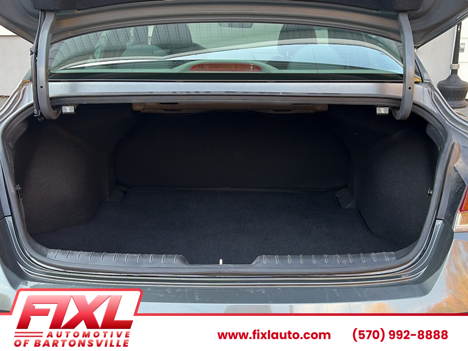 Used 2025 Hyundai Elantra Sedan