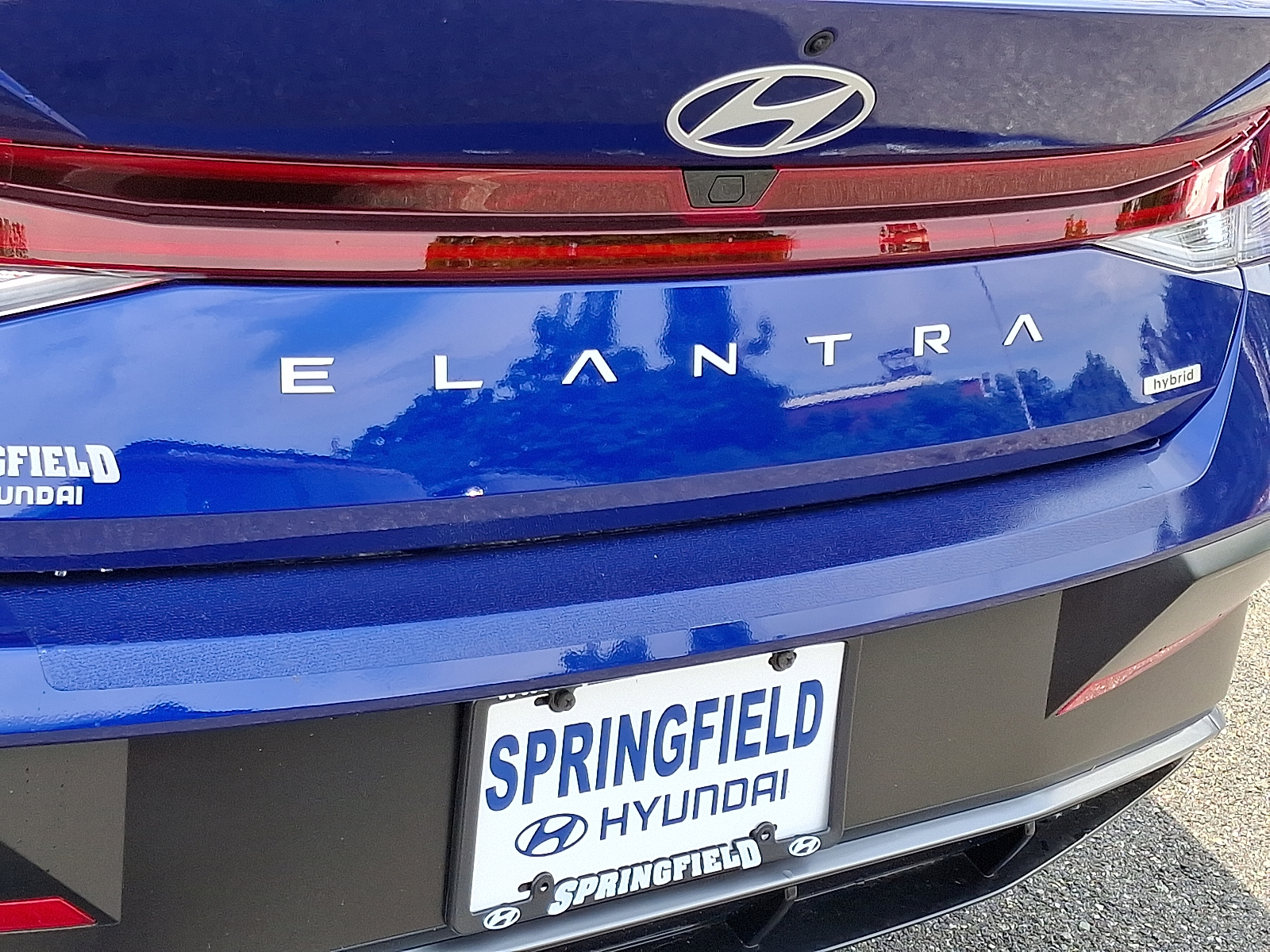 new 2025 Hyundai Elantra Hybrid car, priced at $30,934