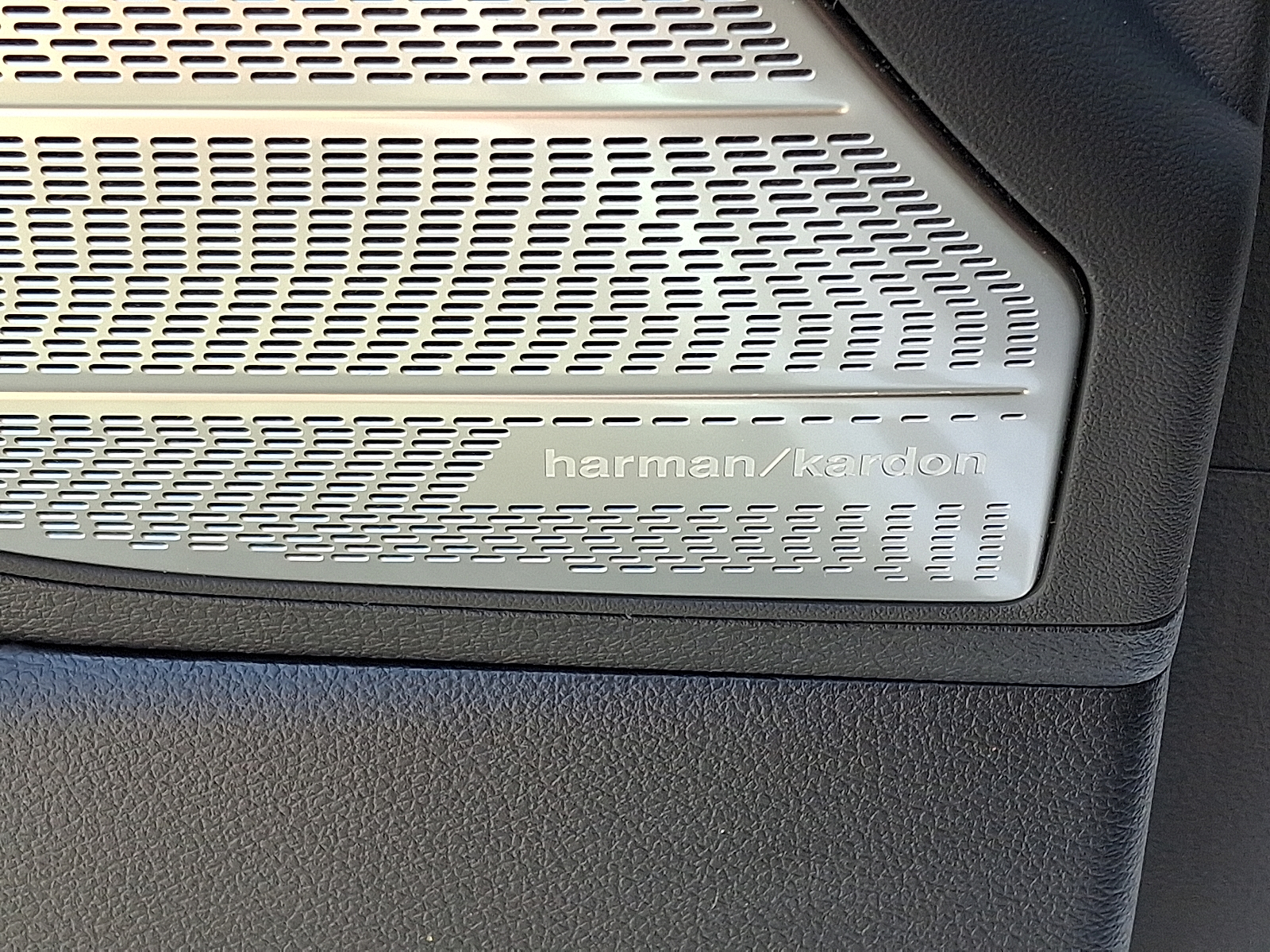 new 2025 Hyundai Palisade car, priced at $54,427