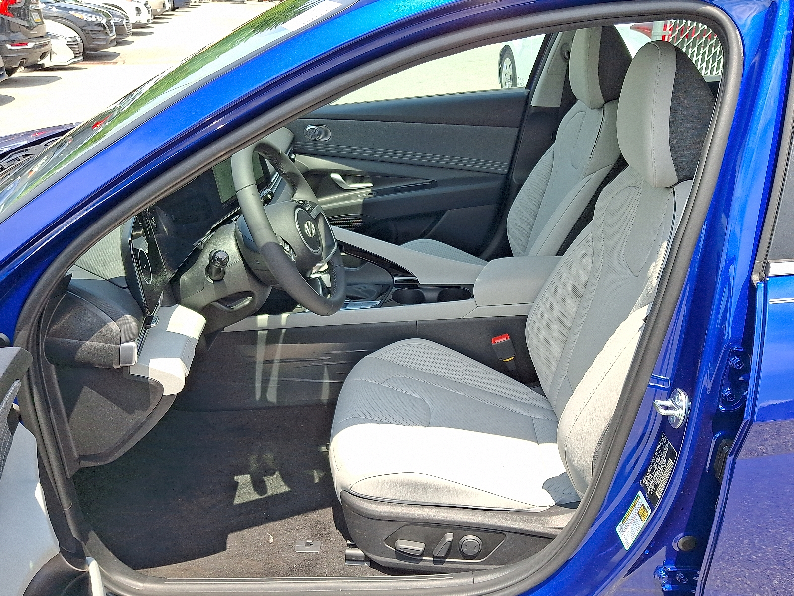 new 2025 Hyundai Elantra car, priced at $27,821