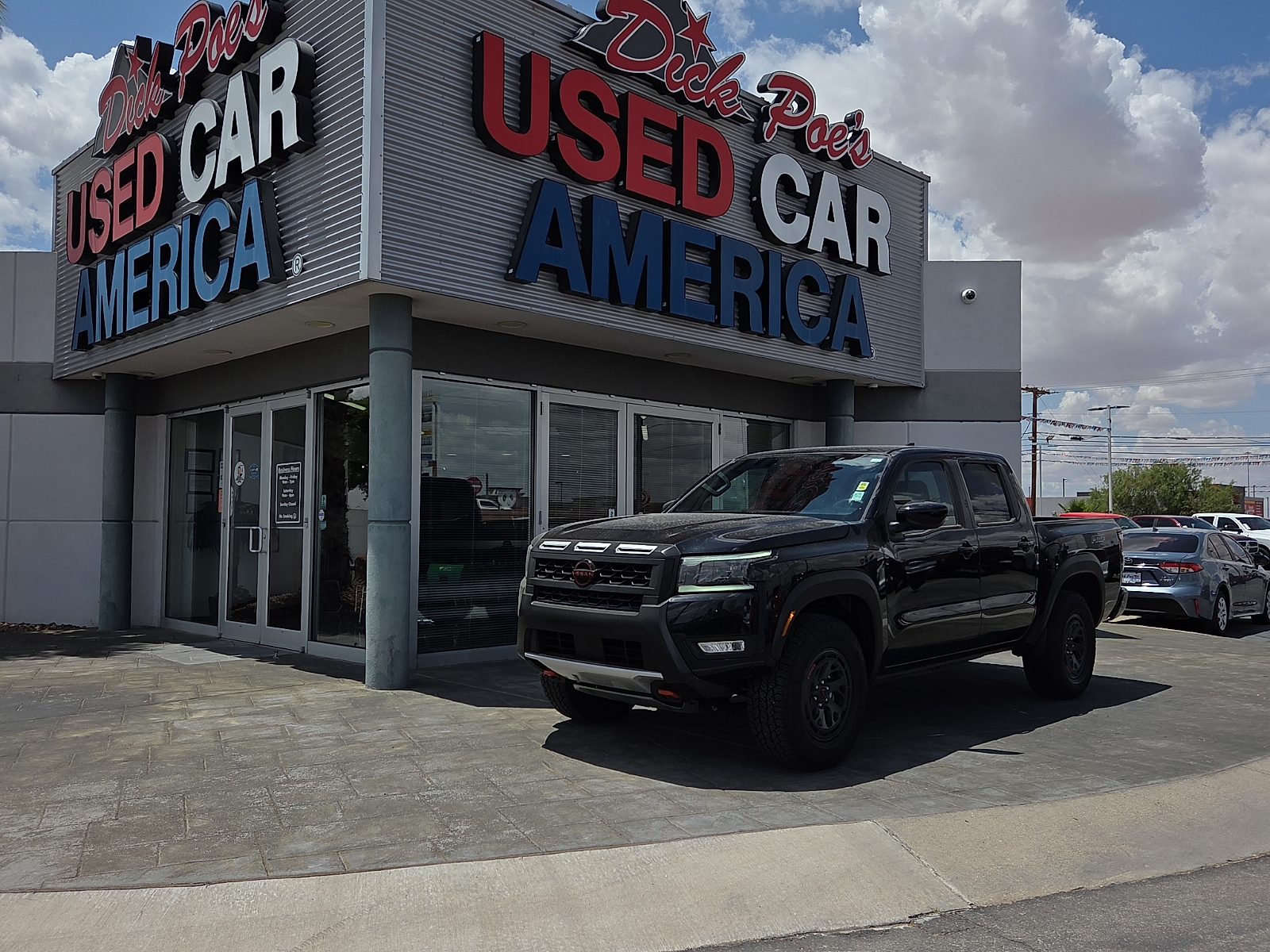 Black 2026 Nissan Frontier Pickup Truck Four-Wheel Drive Automatic
