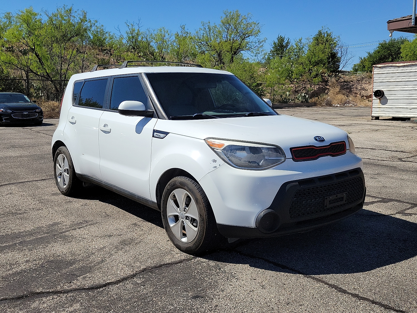 Clear White 2015 Kia Soul Wagon Front-Wheel Drive Automatic