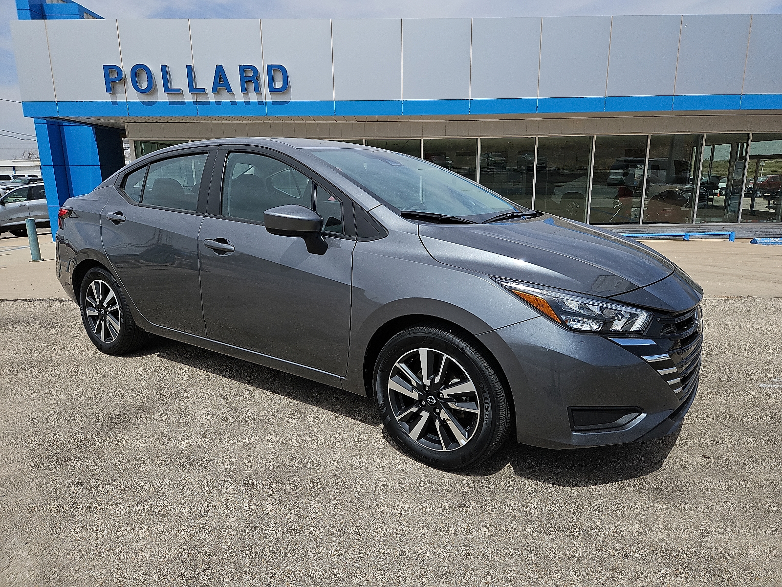 2025 Nissan Versa SV FWD