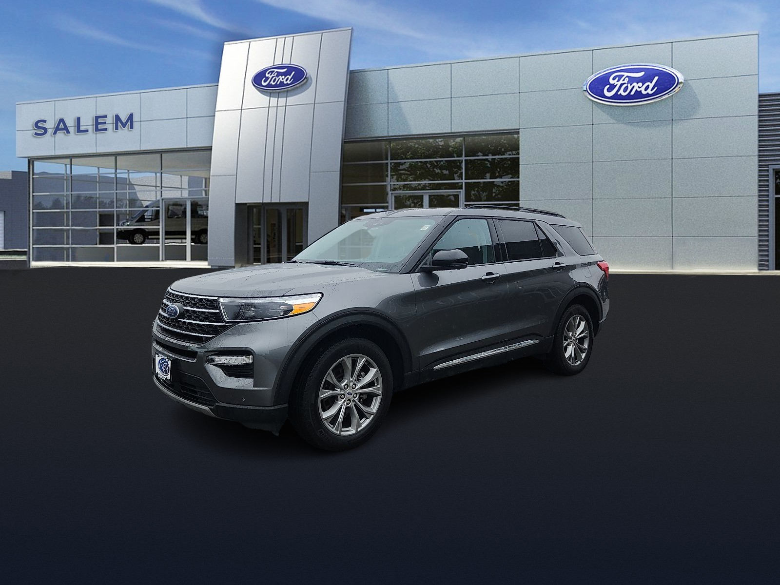 View vehicle photo 7