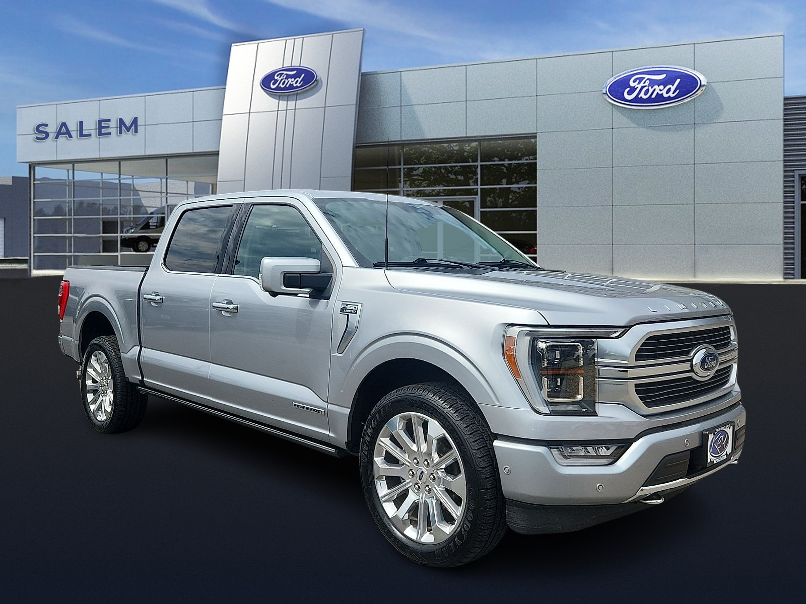 Silver Metallic 2023 Ford F-150 Limited SuperCrew 4WD Pickup Truck Four-Wheel Drive Automatic