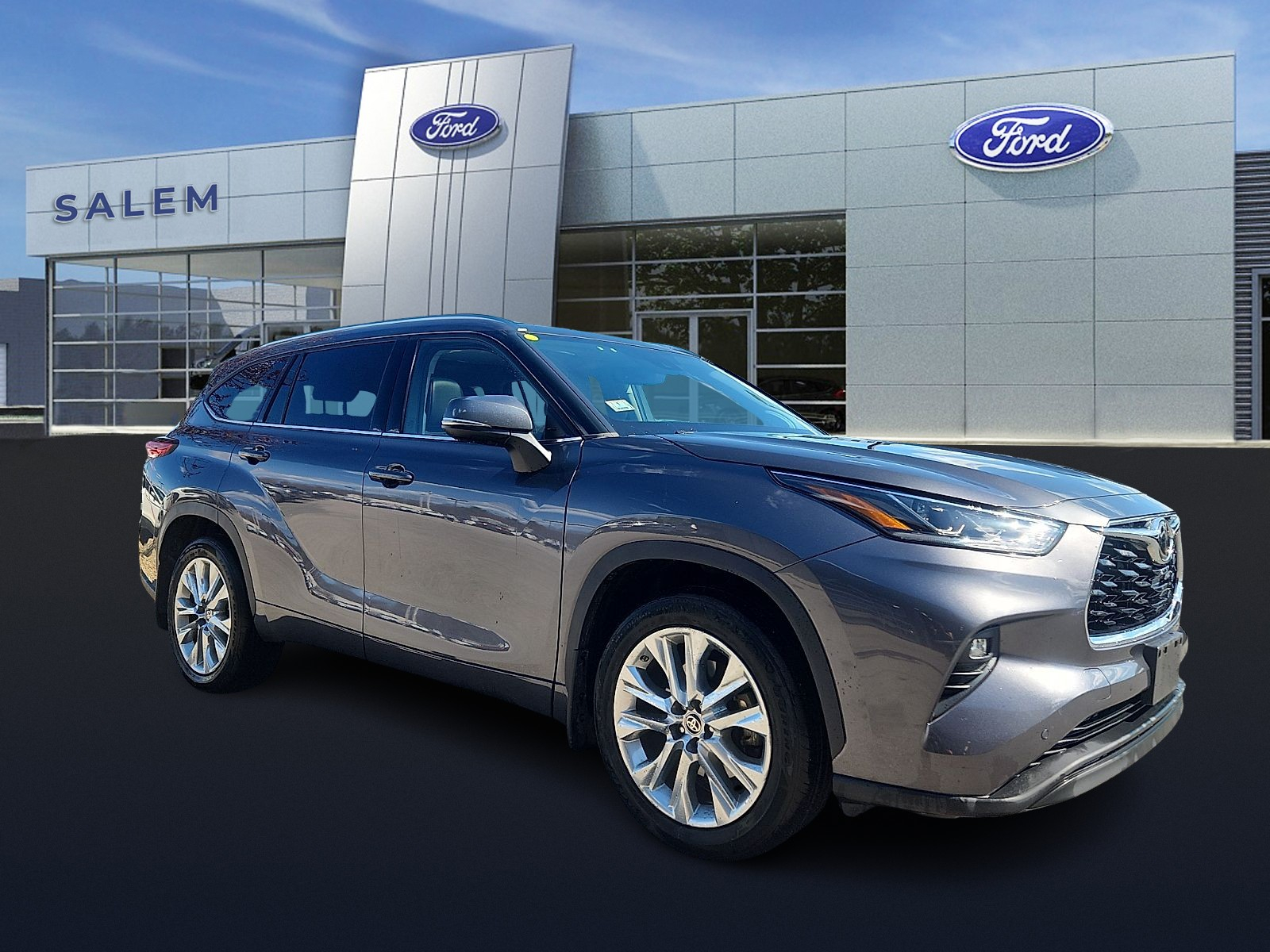 Magnetic Gray Metallic 2021 Toyota Highlander Limited AWD SUV / Crossover All-Wheel Drive Automatic