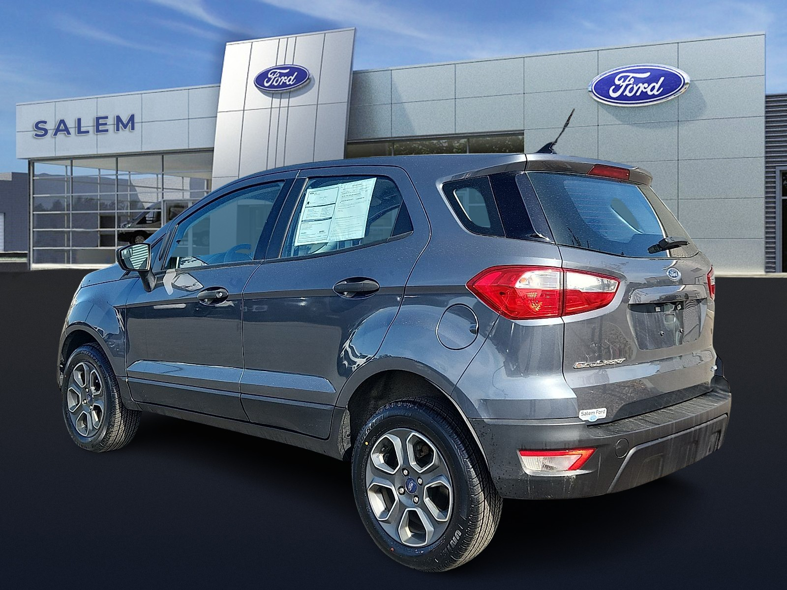 View vehicle photo 5