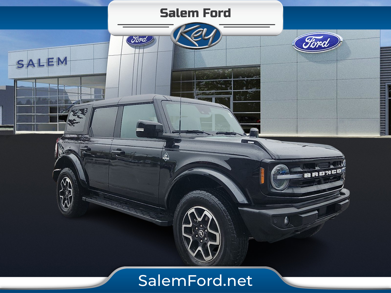 Shadow Black 2024 Ford Bronco Outer Banks 4-Door 4WD SUV / Crossover Four-Wheel Drive Automatic