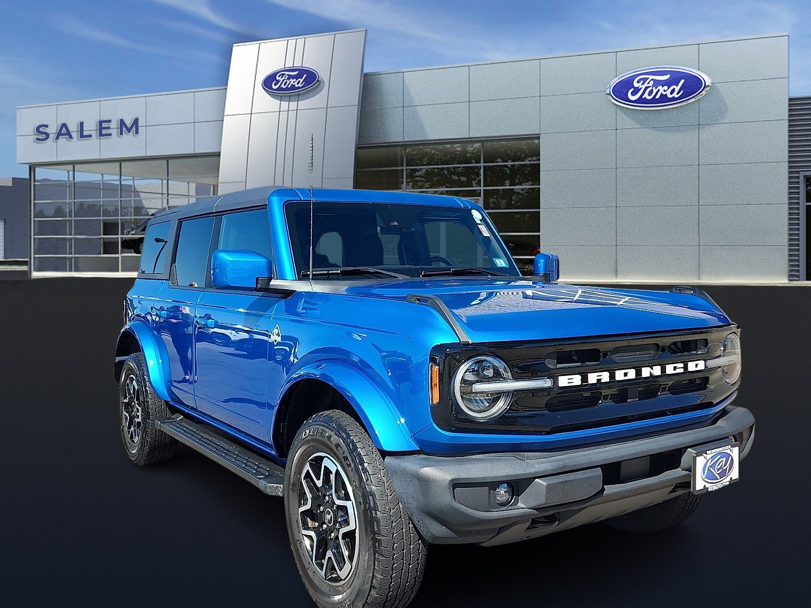 2023 Ford Bronco Outer Banks 4-Door 4WD