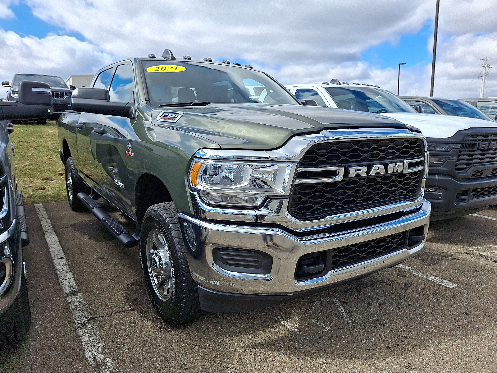 2021 RAM 2500 Tradesman Crew Cab 4WD