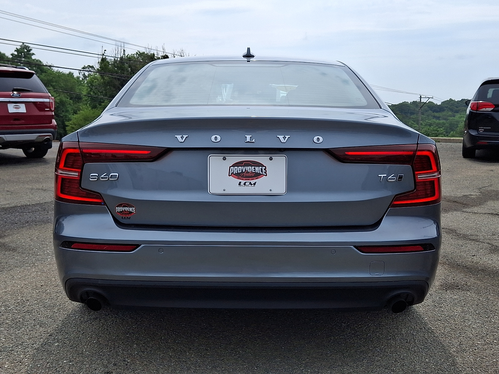 View vehicle photo 6