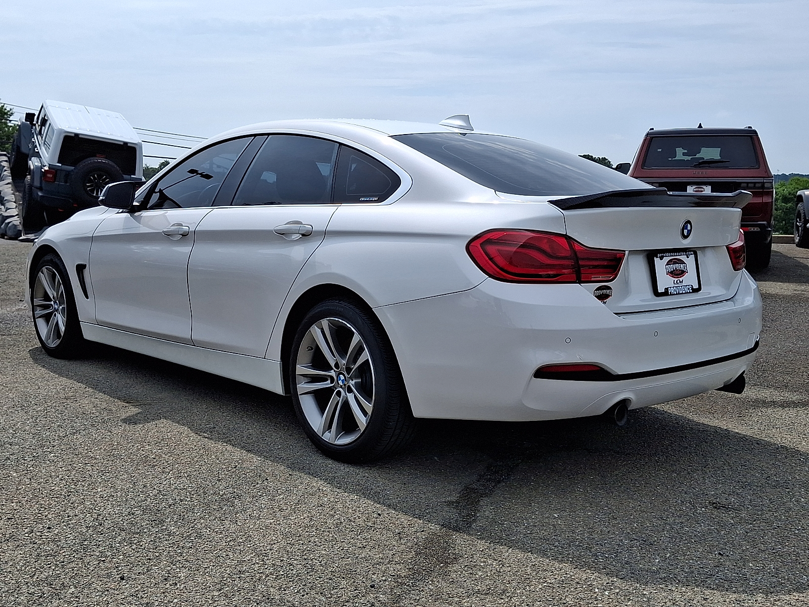 View vehicle photo 5