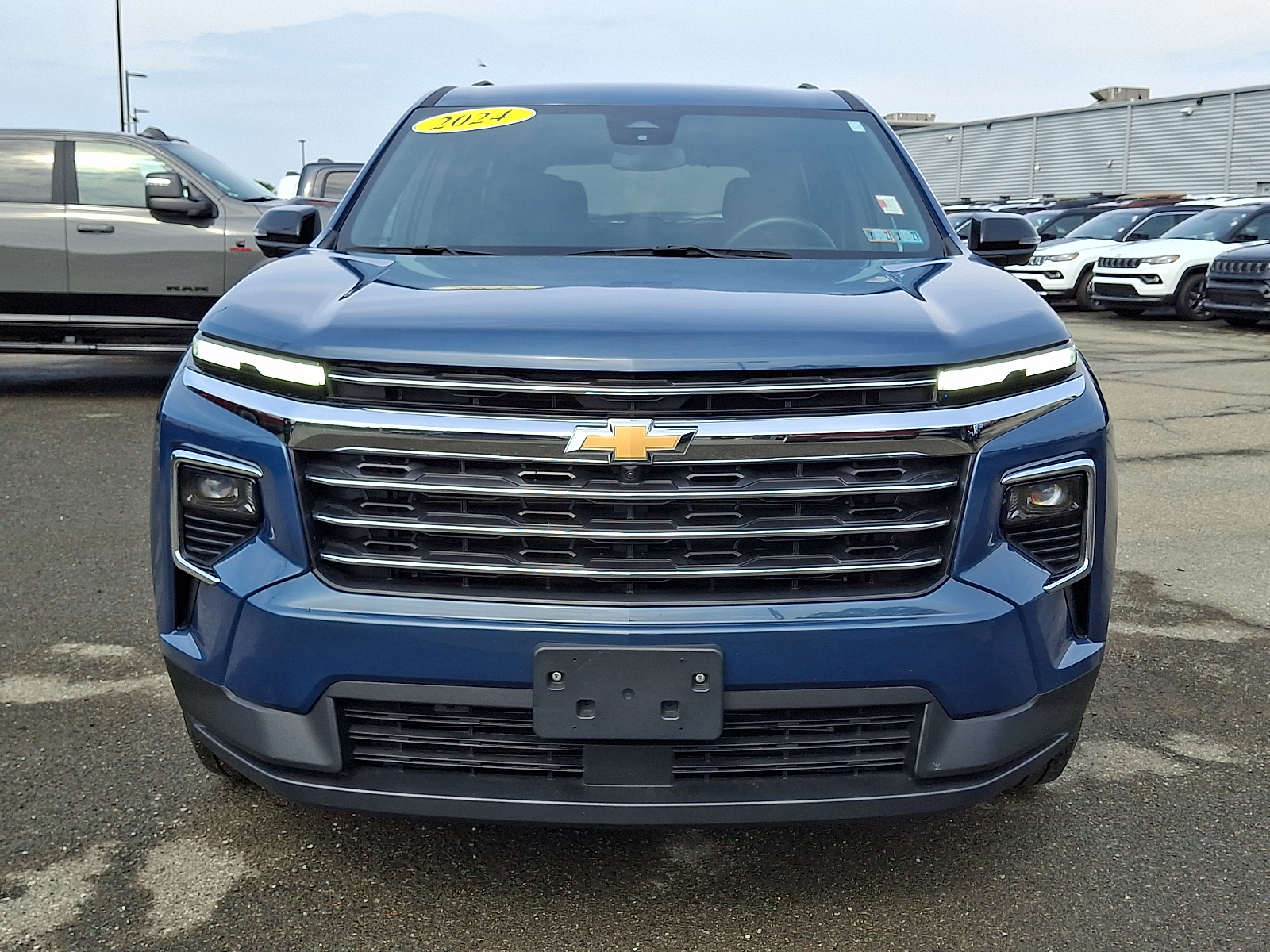 View vehicle photo 2