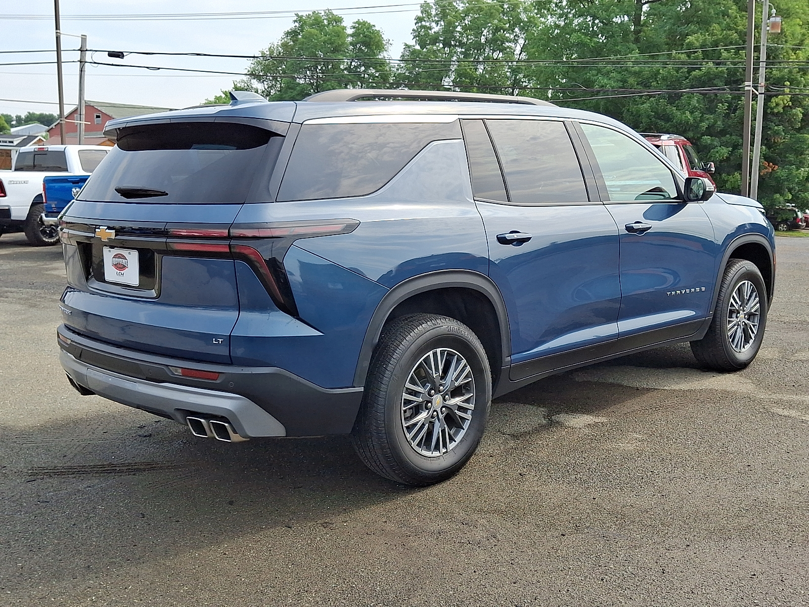 View vehicle photo 7