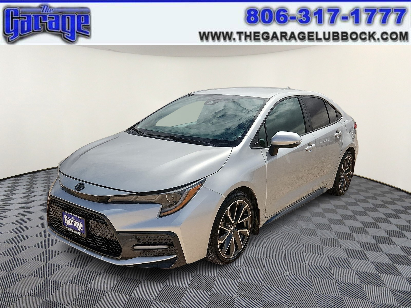 Silver 2022 Toyota Corolla SE FWD Sedan Front-Wheel Drive Automatic