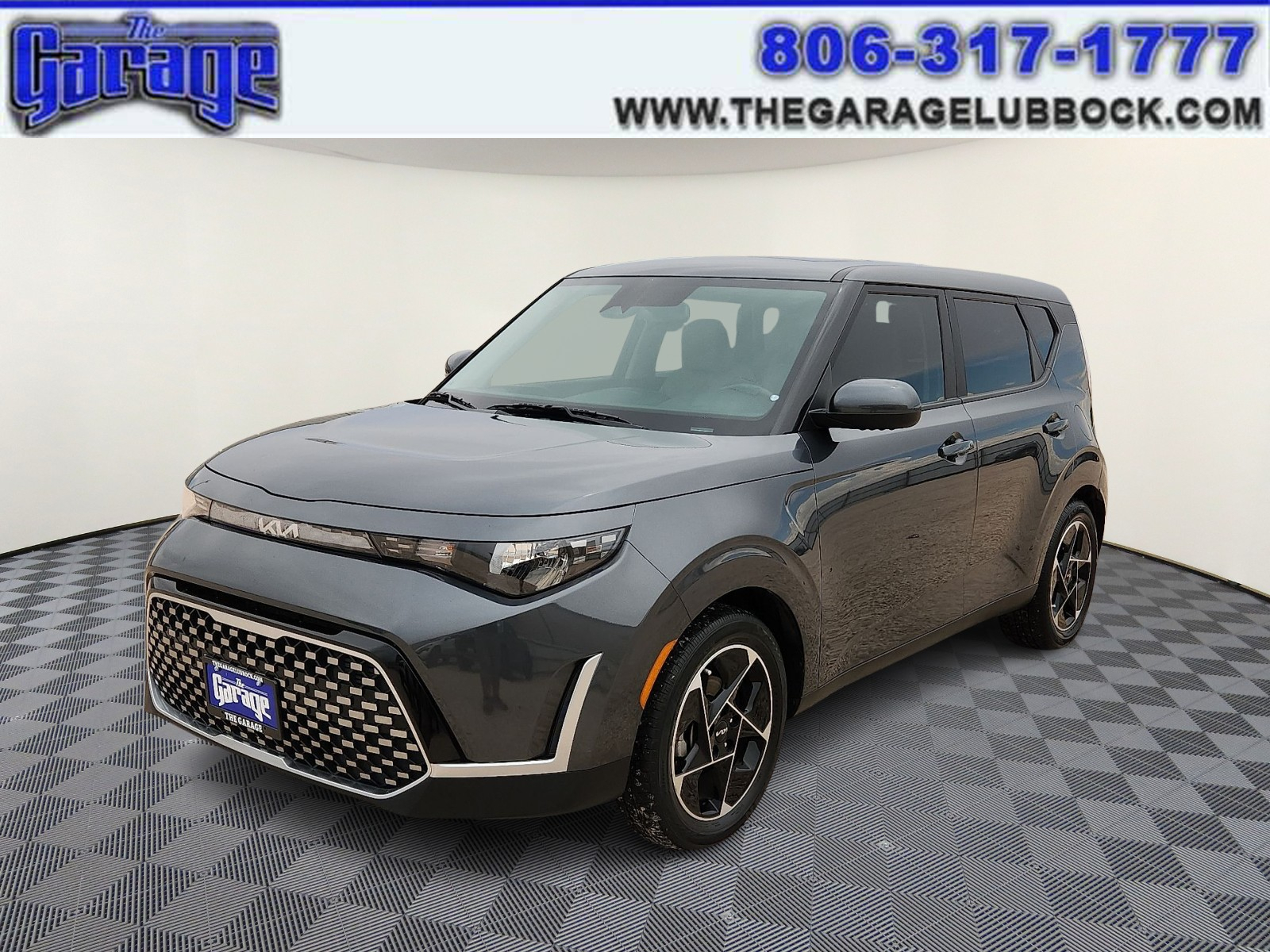 Gray 2023 Kia Soul EX FWD SUV / Crossover Front-Wheel Drive Automatic