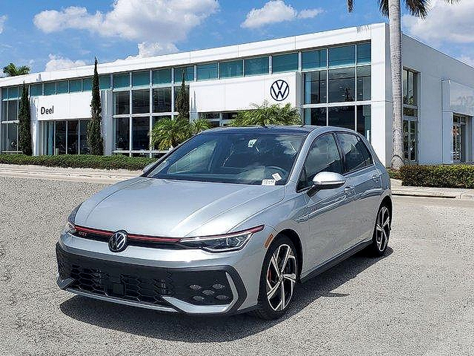 2025 Volkswagen Golf GTI SE FWD