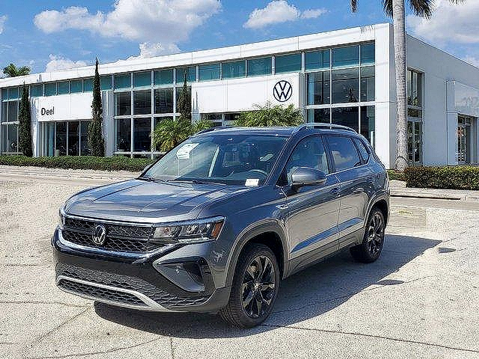 2024 Volkswagen Taos SE FWD