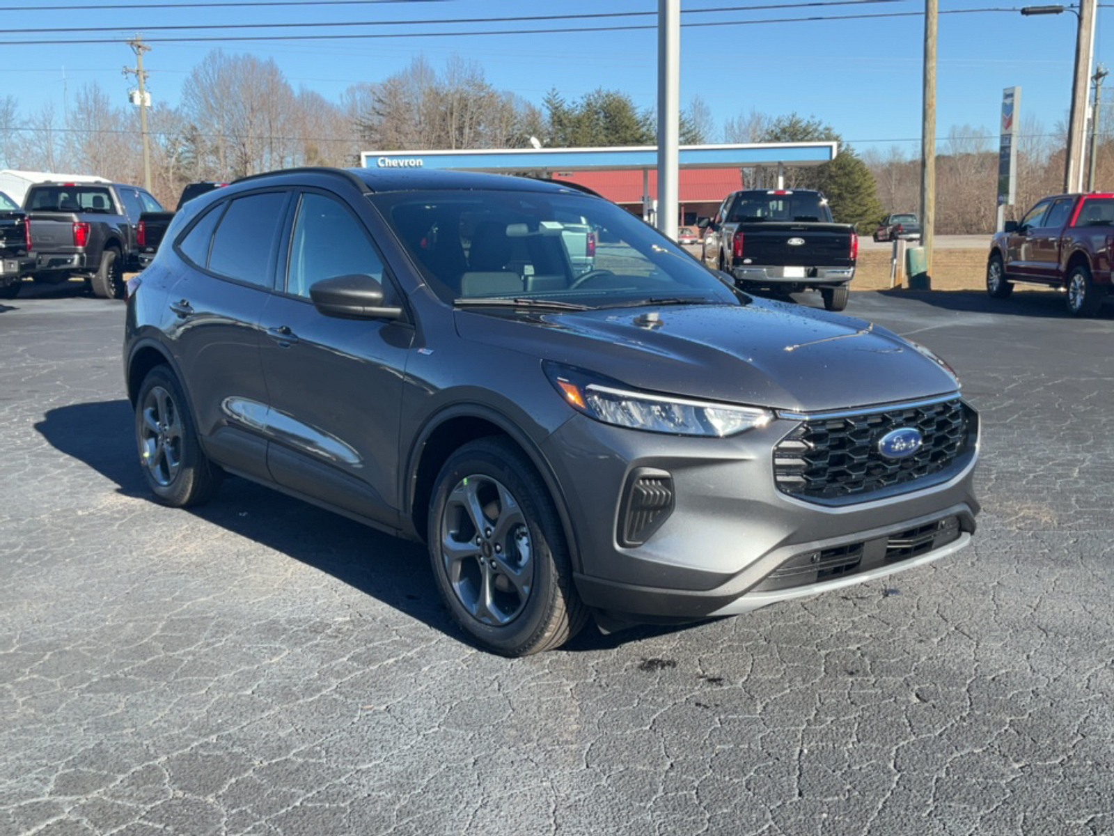 View vehicle photo 3