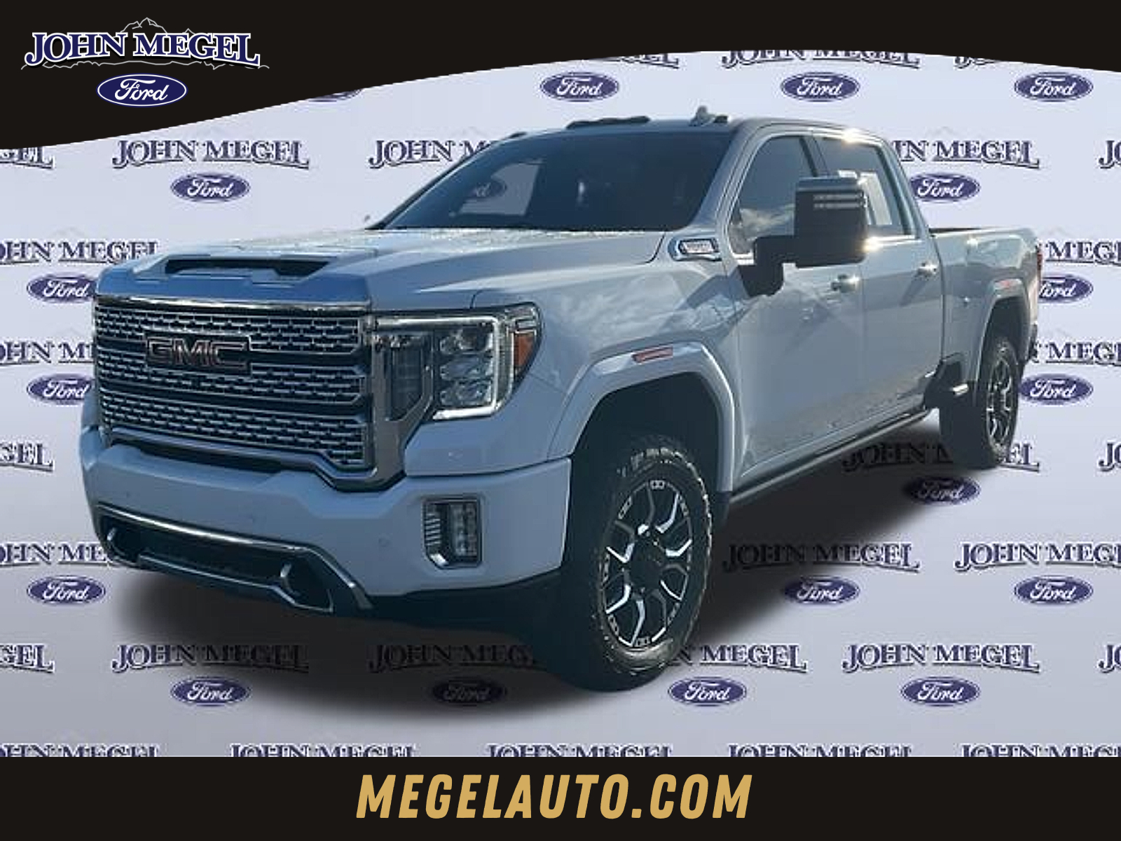 Summit White 2022 GMC Sierra 3500HD Denali Crew Cab 4WD Pickup Truck Four-Wheel Drive Automatic