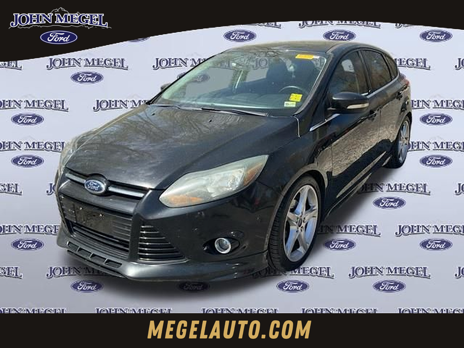 Tuxedo Black Metallic 2014 Ford Focus Titanium Hatchback Hatchback Front-Wheel Drive 6-Speed Automatic