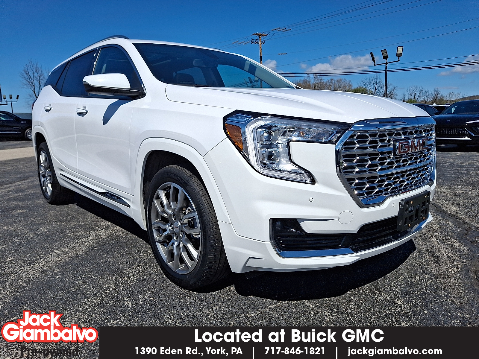 2023 GMC Terrain Denali AWD's photo