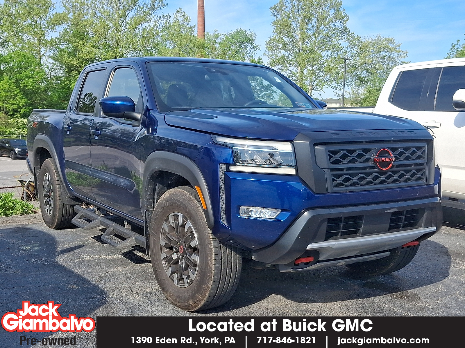 2022 Nissan Frontier PRO-4X Crew Cab 4X4's photo