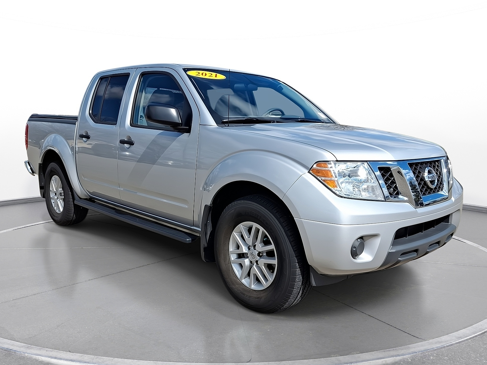 Nissan Frontier SV Crew Cab RWD