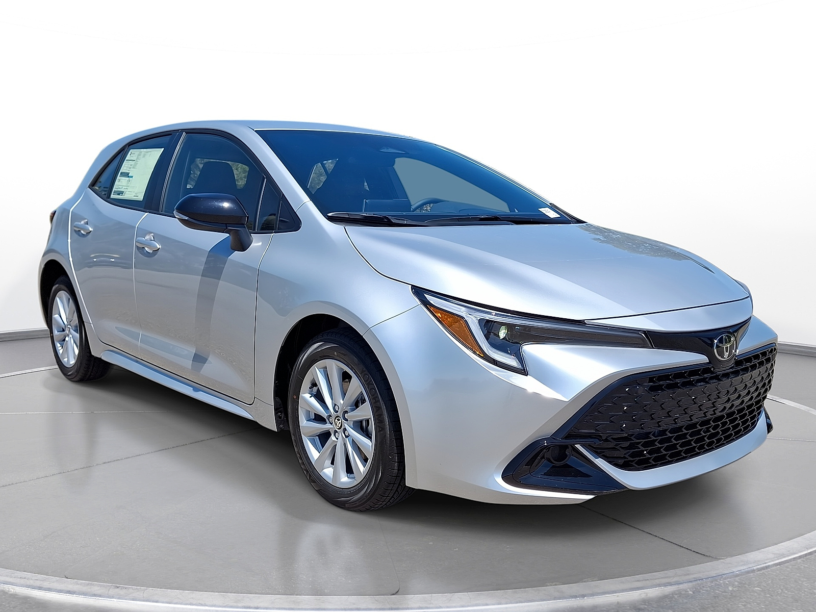 Classic Silver Metallic - 1F7 2026 Toyota Corolla Hatchback SE FWD Hatchback Front-Wheel Drive Automatic