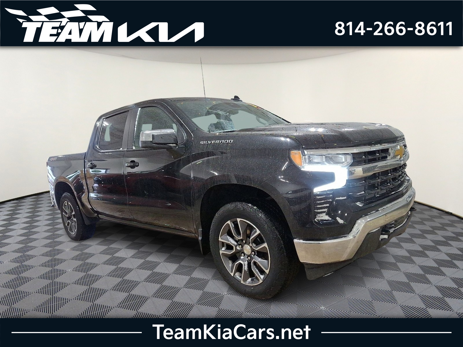 2024 Chevrolet Silverado 1500 LT Crew Cab 4WD