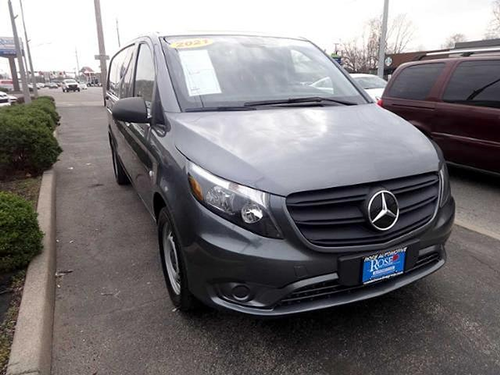 2021 Mercedes-Benz Metris Passenger RWD Van Rear-Wheel Drive 9-Speed Automatic