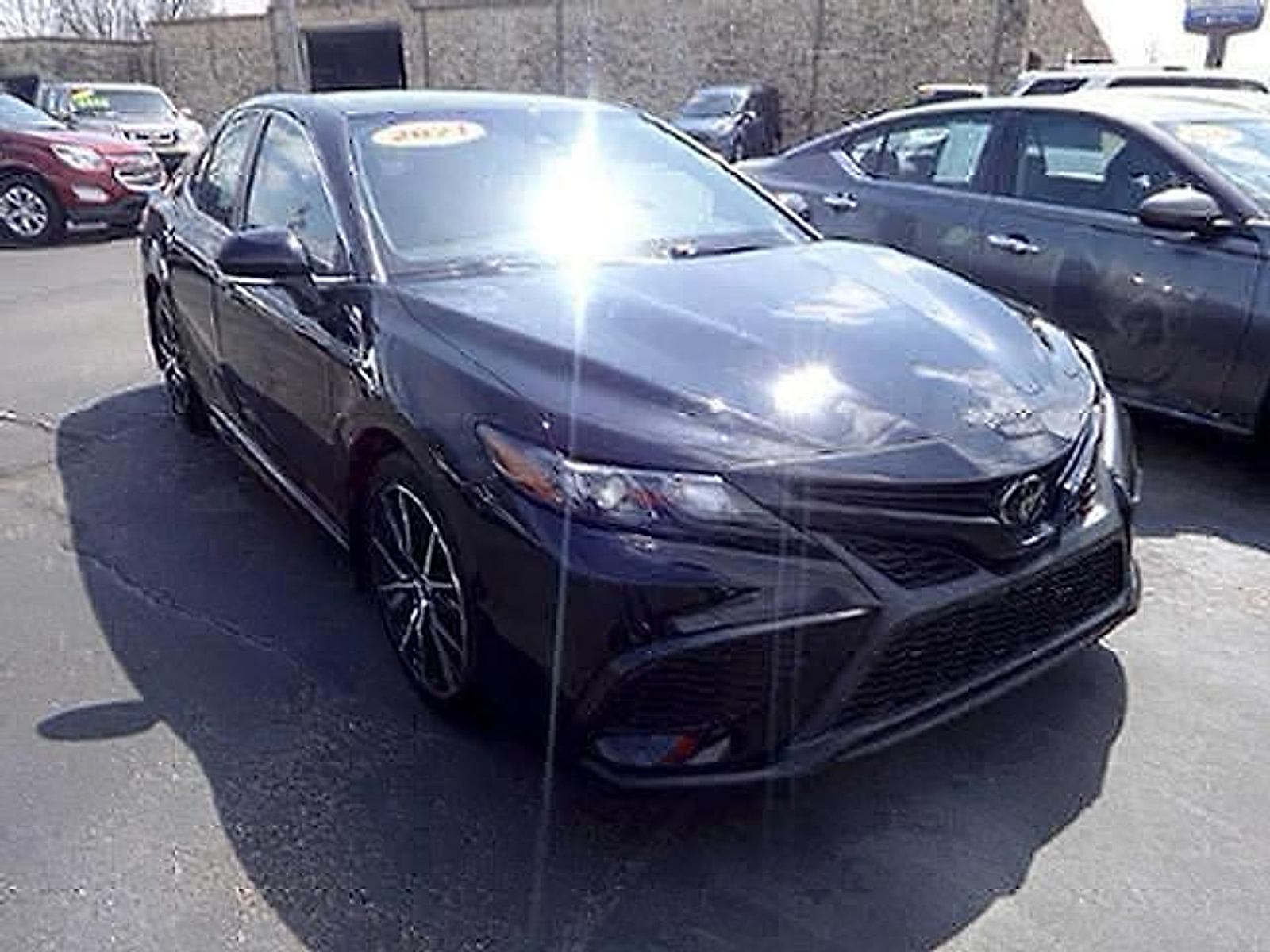 2021 Toyota Camry SE FWD Sedan Front-Wheel Drive 8-Speed Automatic