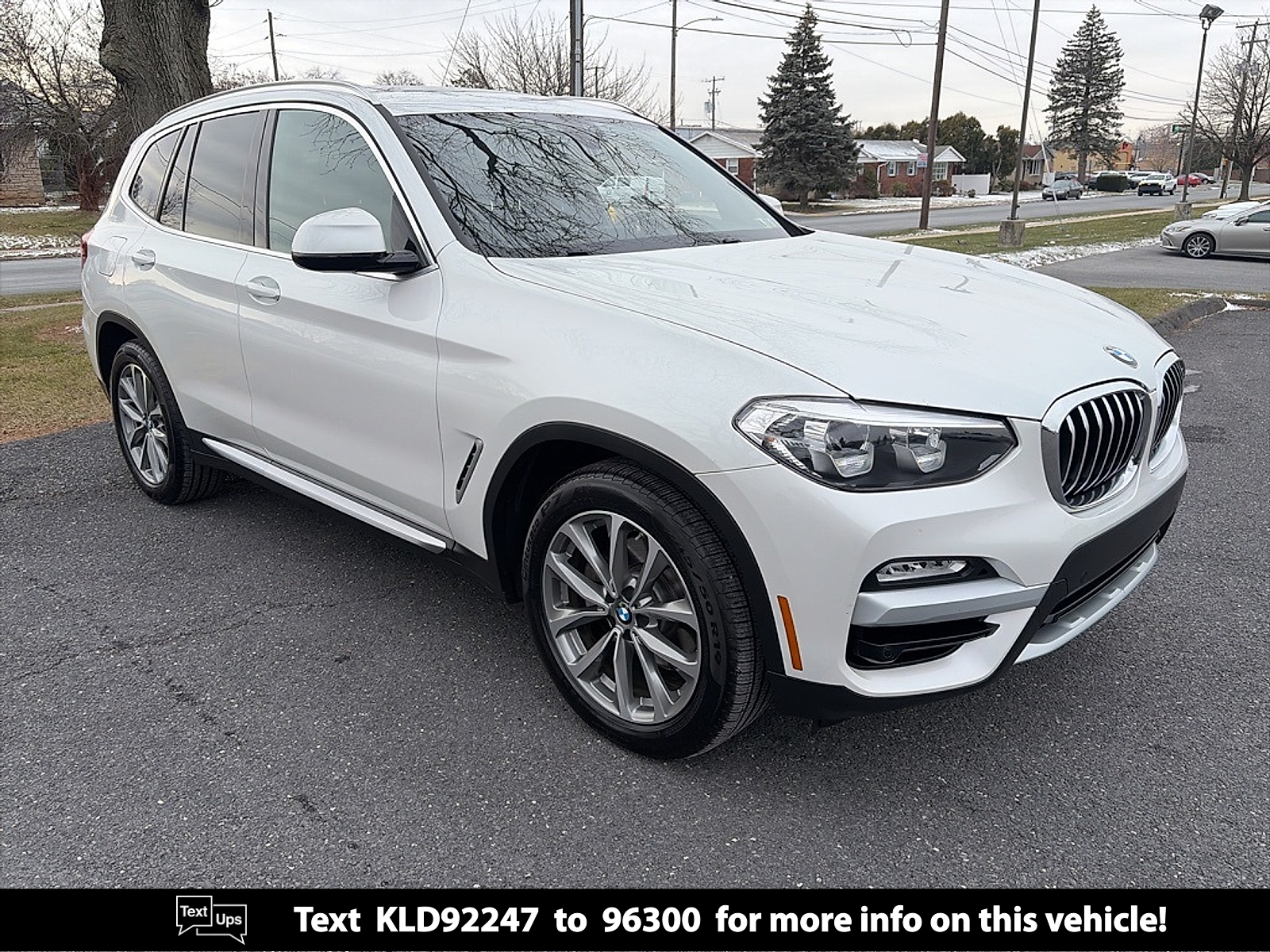 2019 BMW X3 30i's photo
